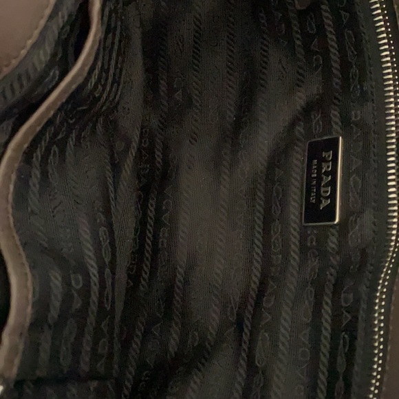 Prada Taupe Quilted leather bag. - Picture 5 of 6